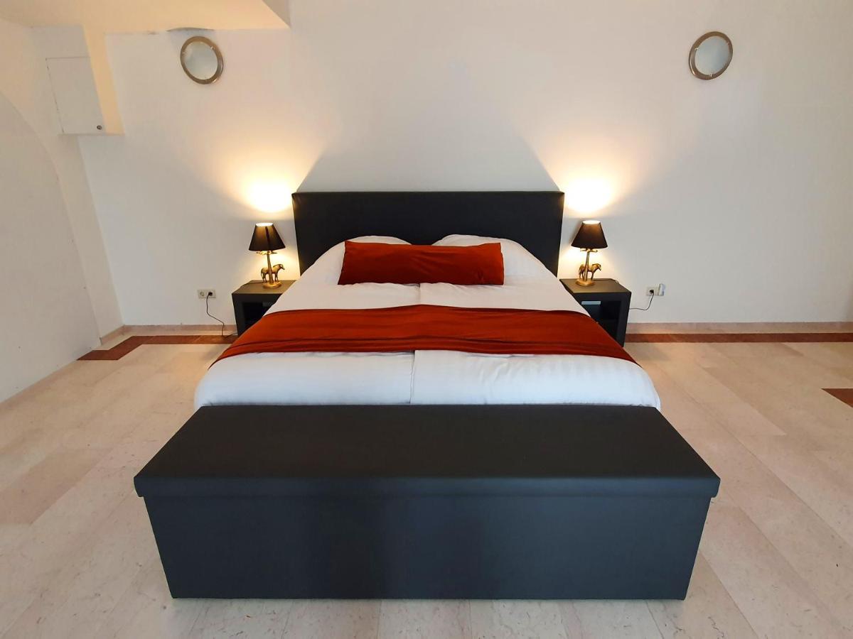 Bed & Breakfast Trouwborst 레넨 외부 사진